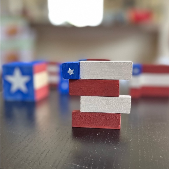 ✨ Flag Tiered Tray Decor Bundle! ✨ - Picture 2 of 15